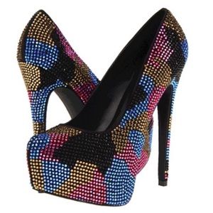 👸🏻Blinged out Steve Madden 👠